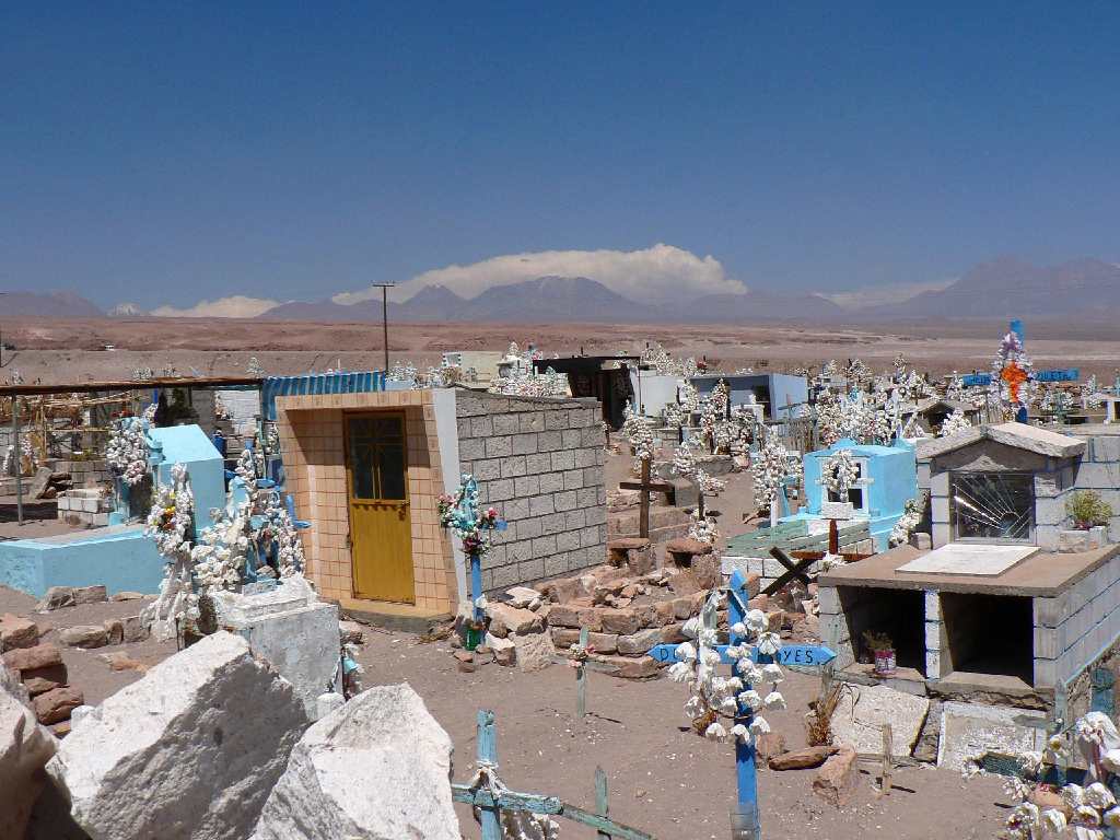 Bunter Friedhof in Toco