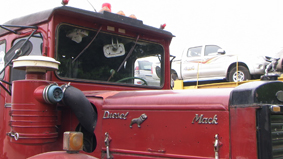 Mack LKW